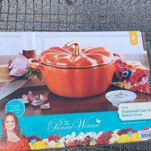 Pioneer Woman Dutch Oven